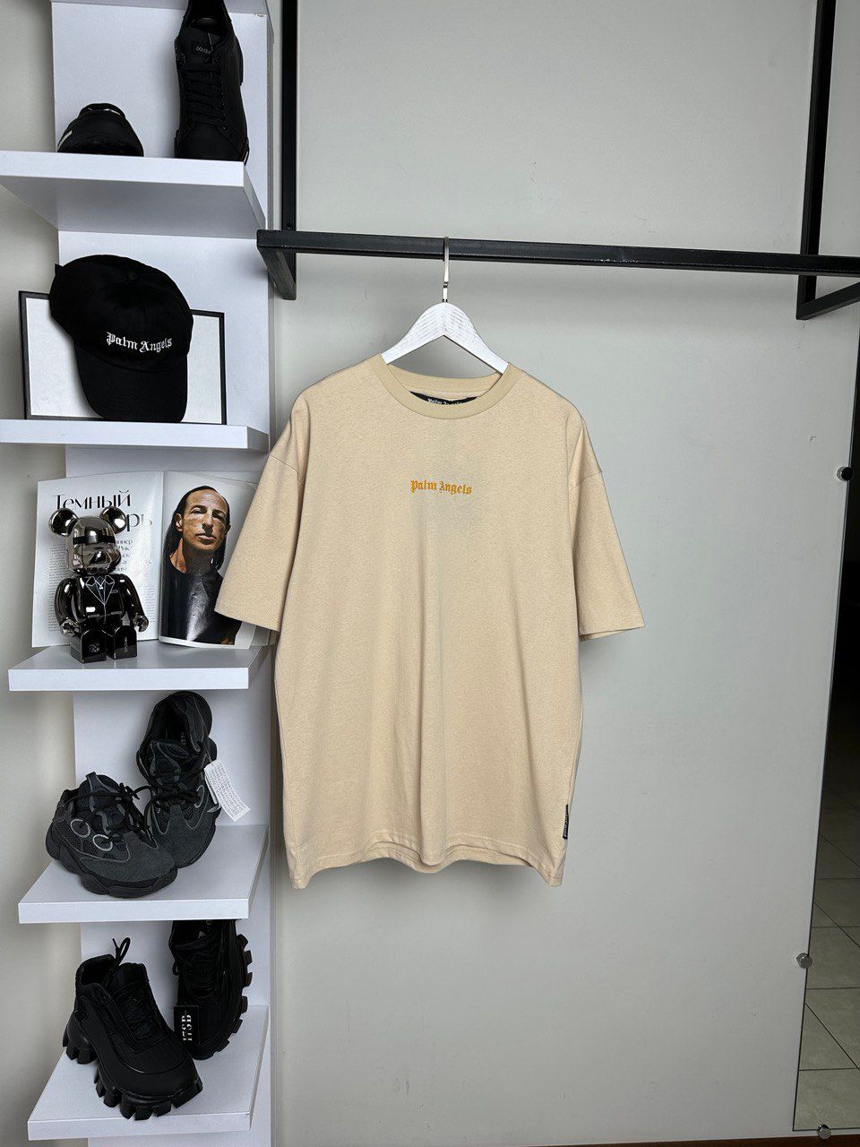 T-shirt dark beige, S