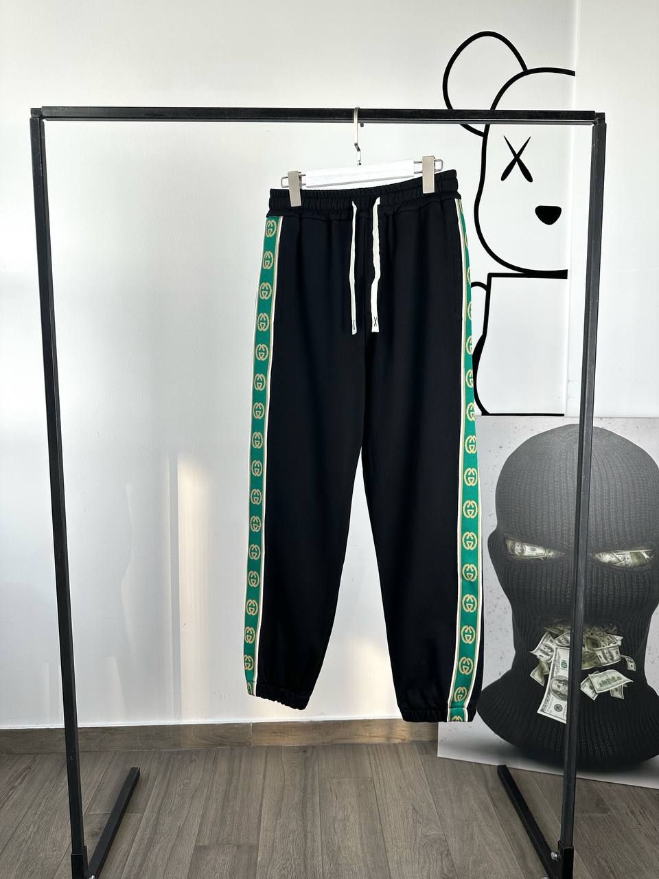 Black pants with green stripes GG, XL