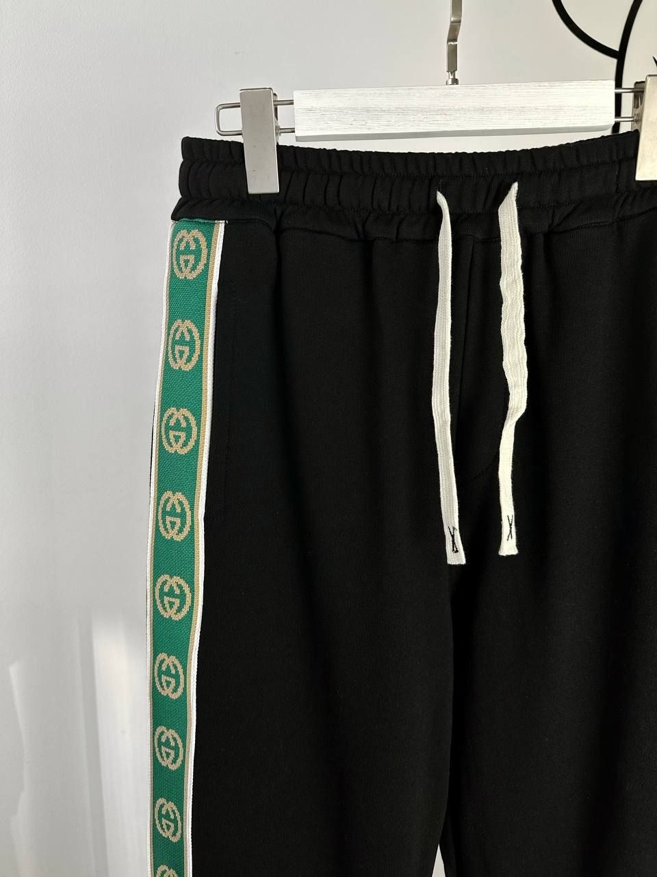 Black pants with green stripes GG, XL