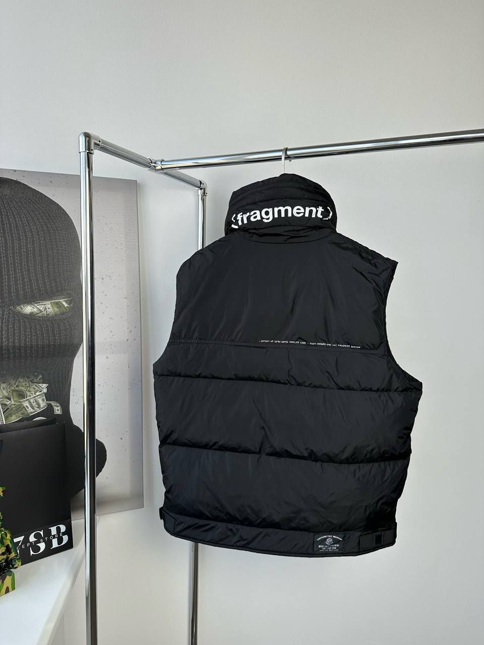 Black vest with pocket, XXL