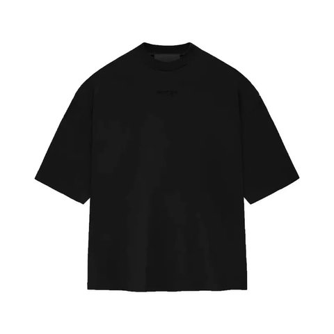 Black T-shirt with the inscription, M