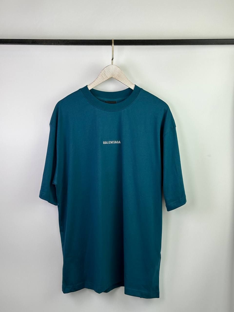 Turquoise T-shirt with white lettering, S