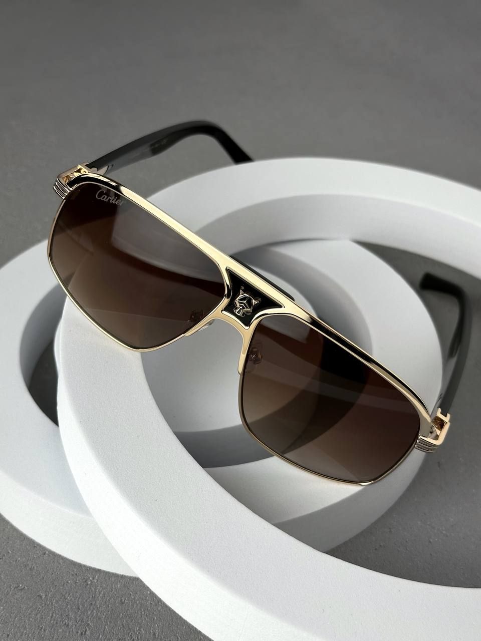 Brown glasses with gold frames with logo, 1