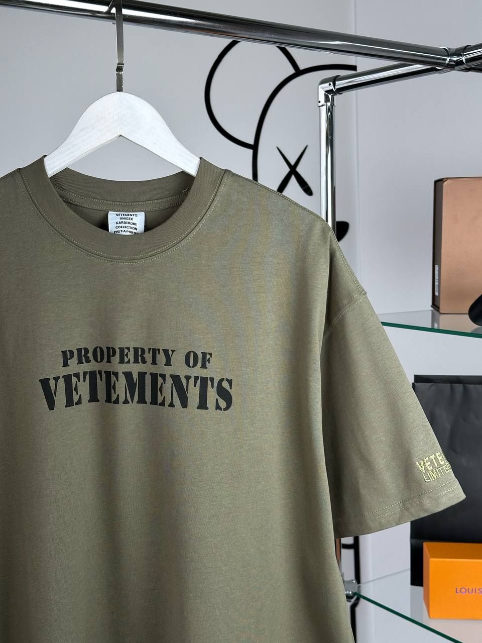 Khaki T-shirt with lettering on front, M