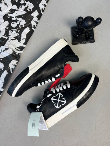 Black sneakers with embroidered logo, In stock, 44