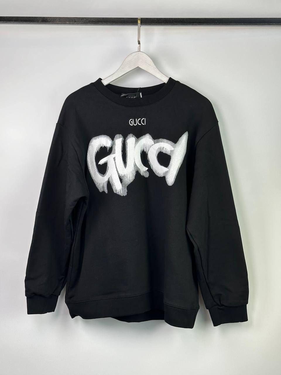 Sweatshirt inscription with drips, S