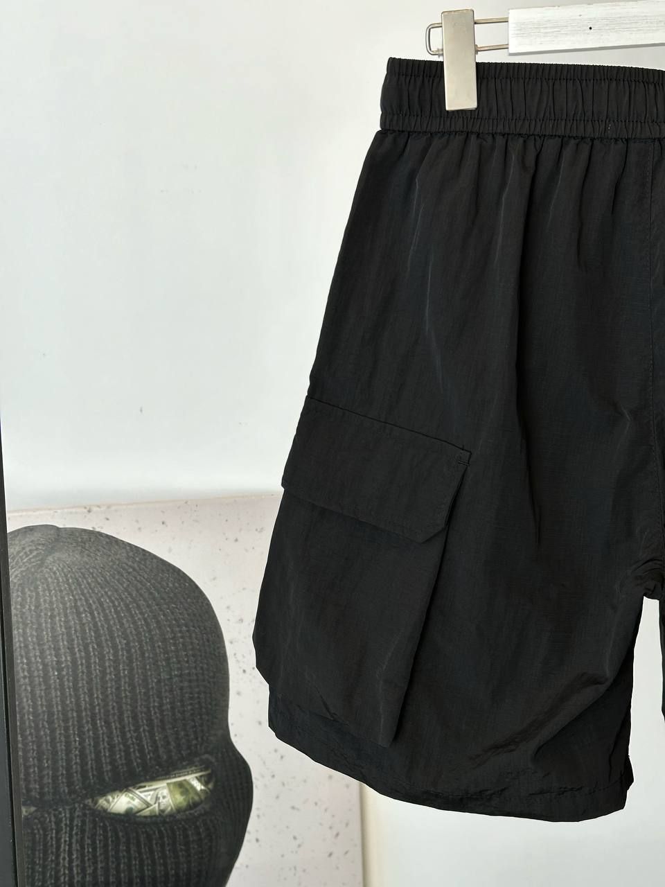 Black raincoat shorts with pockets, M