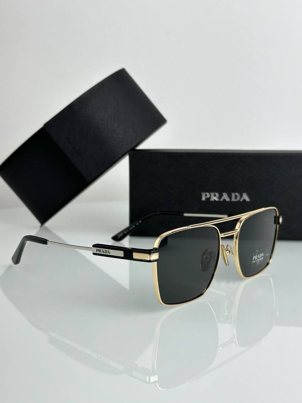 Glasses black lens with gold frame, 2