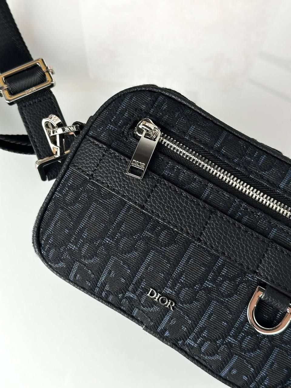 Safari messenger bag dark blue mini, In stock