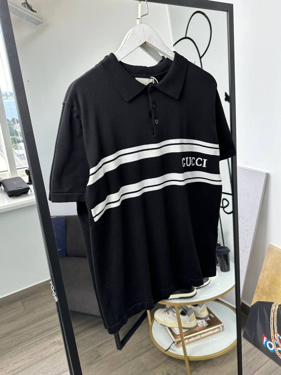 Black knitted polo with inscription, L