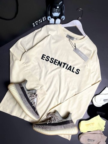 Longsleeve Essentials beige