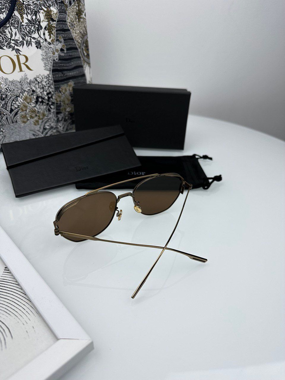 glasses brown lens with gold frame, 1