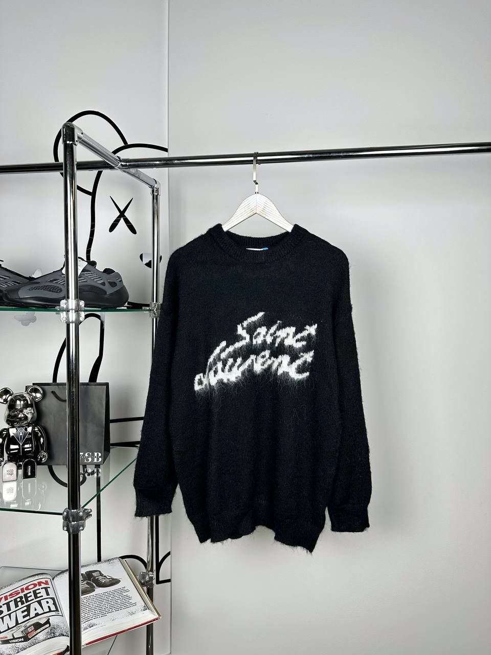 Sweater black with white lettering, S