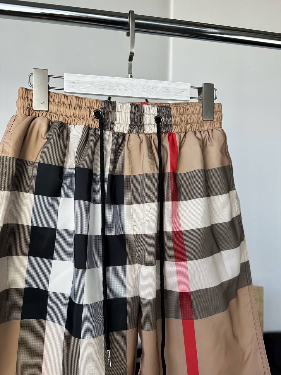 Brown plaid shorts, M